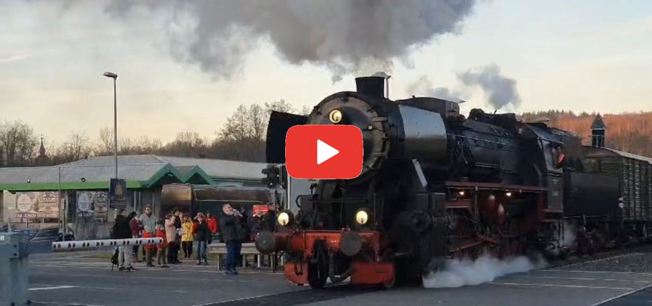 Adventsdampf der Historischen Eisenbahn Frankfurt mit 52 4867 - Abfahrt in Michelstadt (1.12.2024 - Videografin: Wilfriede Mach)